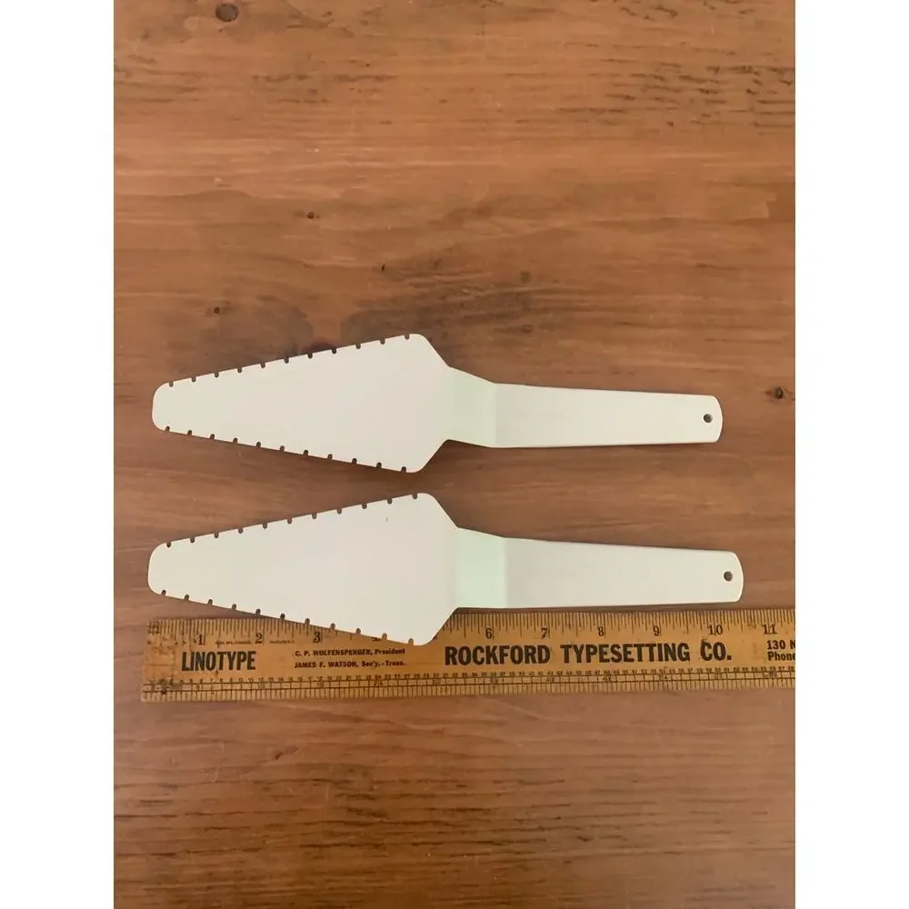 Vintage TUPPERWARE Cut N Serve Pie Cake Cutter Ivory Server Lot of 2